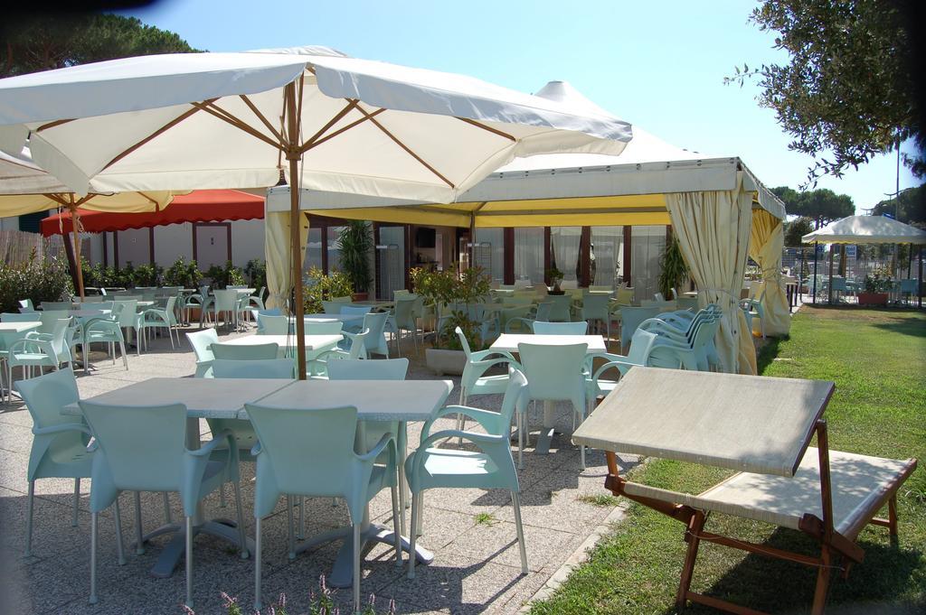 Camping I Melograni Marina Di Bibbona Dış mekan fotoğraf